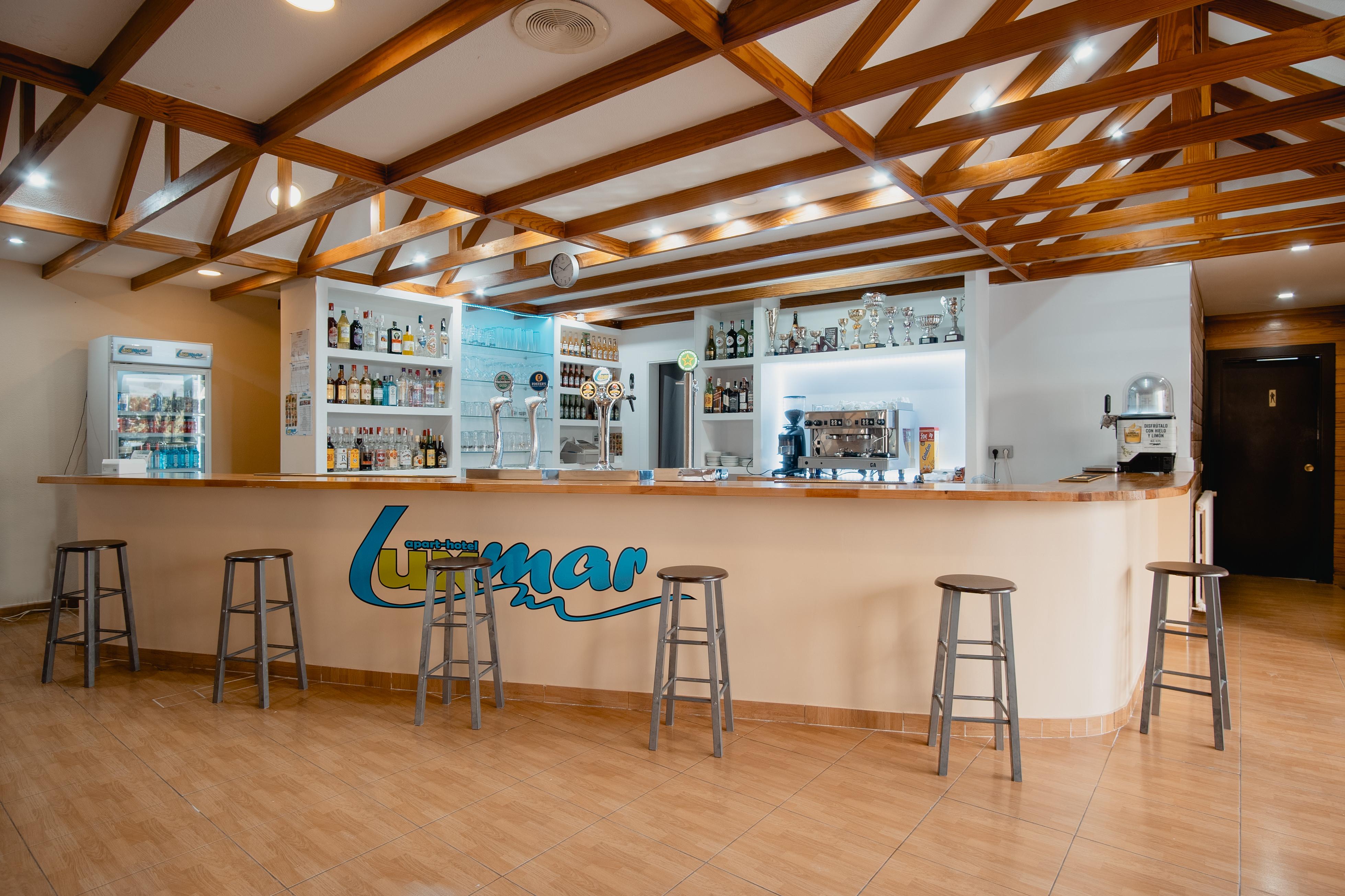Luxmar Apartaments Бенидорм Екстериор снимка