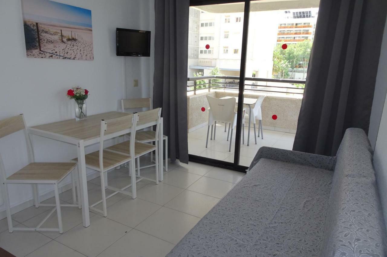 Luxmar Apartaments Бенидорм Екстериор снимка
